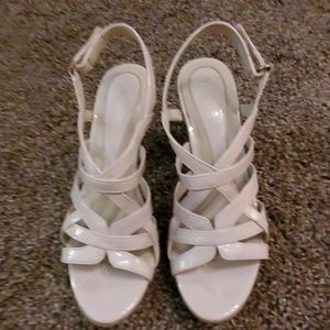 Naturalizer Taupe Patent Leather Platform Shoes